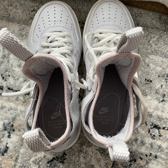 Nike Airforce 1 - Picture 4 of 5